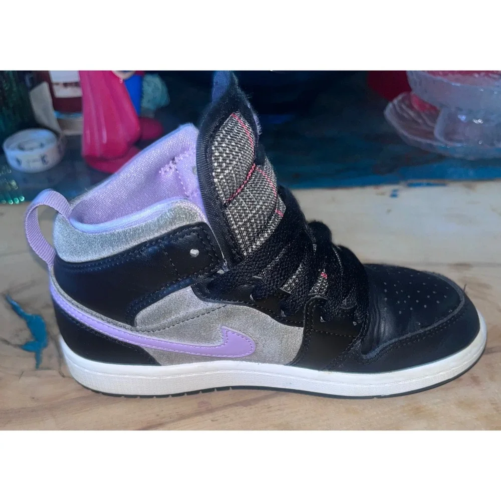 Nike Air Jordan 1 Mid Black Lilac White Plaid Sneakers DC7227-015 Kids Size 1Y